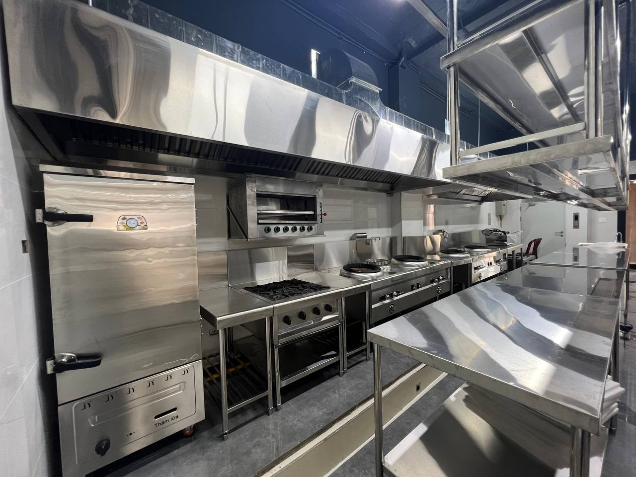 Stainless steel facility installation